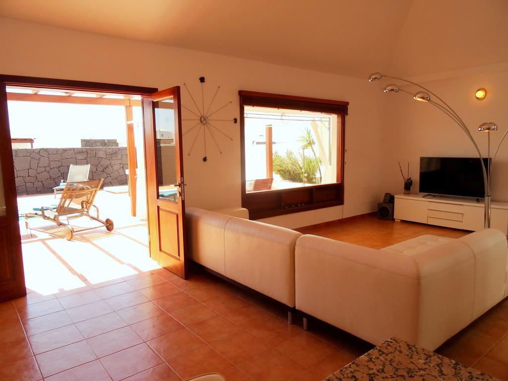 Happy Villa Con Piscina Privada Playa Blanca  Exterior foto