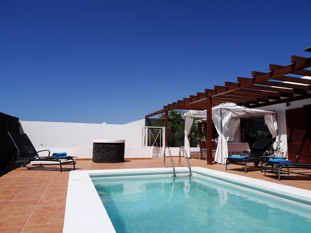 Happy Villa Con Piscina Privada Playa Blanca  Exterior foto